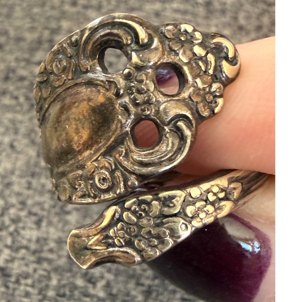 Vintage 1881 Rogers Onedia Silver Plate Spoon Ring Floral Scroll 4.5 Cottage‎ - Picture 7 of 10